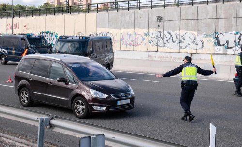 El compartimento del coche que puede hacer que la policía revise tu vehículo durante más de una hora