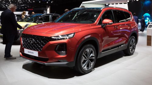 7 midsize SUVs that keep going past 200,000 miles