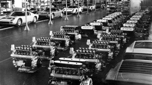 El 63 conecta el nacimiento, el presente y el futuro de Lamborghini