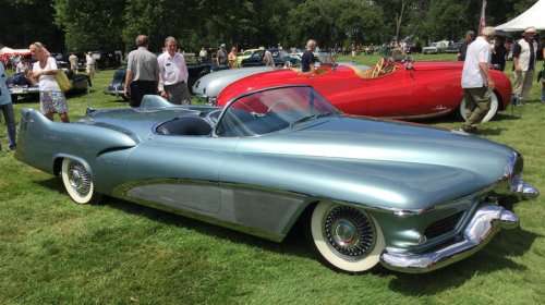 Why automakers abandoned these popular windshields during the 1960s