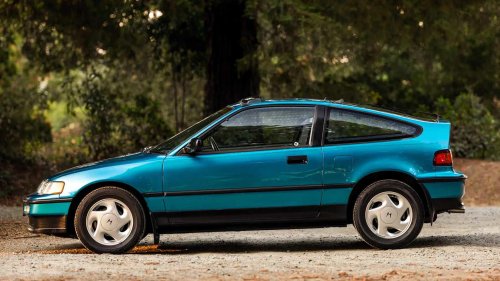 Nissan Sentra SE-R: The '90s sedan that became a tuner icon