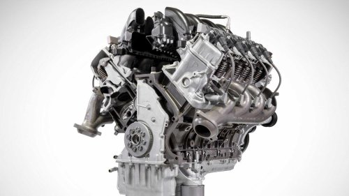 Ford, Ford’s Huge Massive Pickup Truck V8 Is A Blast From The Past in Modern Times
