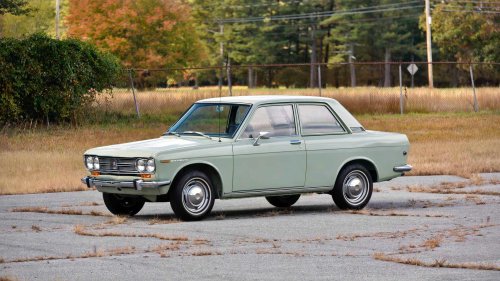 Nissan Sentra SE-R: The '90s sedan that became a tuner icon