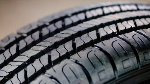 Goodyear Reliant vs. Assurance: What's the difference between these tires?
