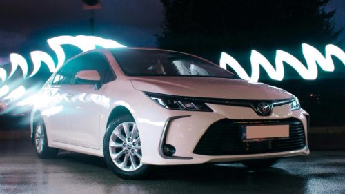 10 vehicles that continue running long past expectations