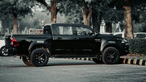 10 vehicles that continue running long past expectations