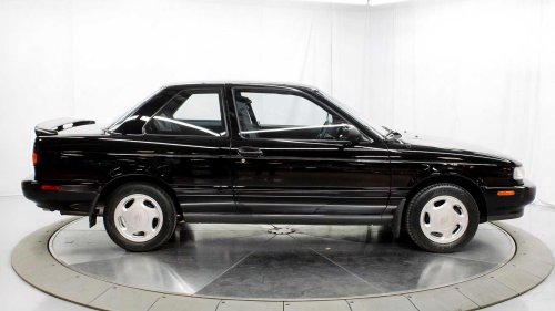 Nissan Sentra SE-R: The '90s sedan that became a tuner icon