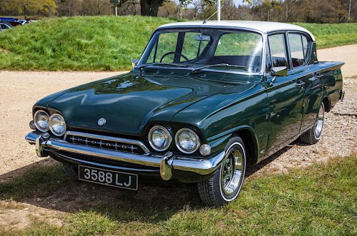 Los coches de serie más extraños que ha visto el mundo