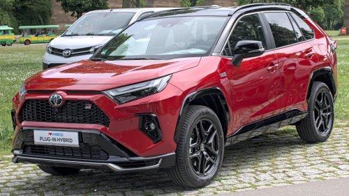 10 cars professionals trust for reliability