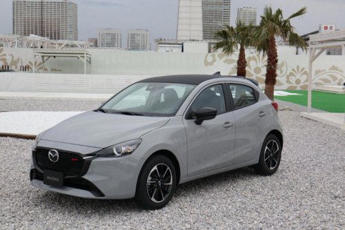 マツダが小型車「MAZDA2」の国内生産を終了、理由は?