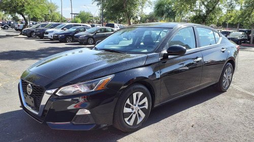 8 Nissan vehicles that keep running even after being pushed too far