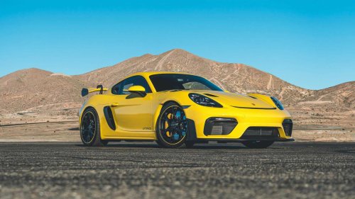 12 performance cars with better power-to-weight ratios than the 2024 Mustang Dark Horse