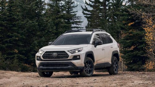 Toyota, Why Toyota's 2.5L hybrid engine outlasts most gas engines in daily drivers
