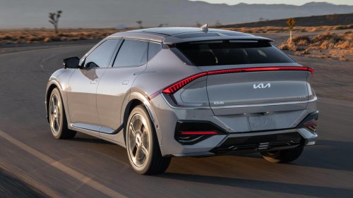 Kia, Kia EV6, Tesla, Tesla Model Y, Kia slashes EV6 price by $6,000, undercuts Tesla Model Y