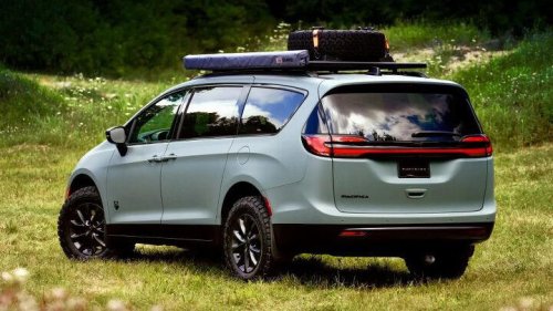 Chrysler Pacifica Grizzly Peak concept might spawn production model