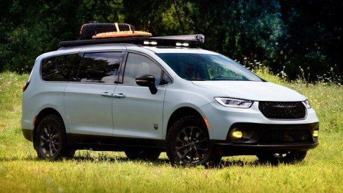 Chrysler Pacifica Grizzly Peak concept might spawn production model