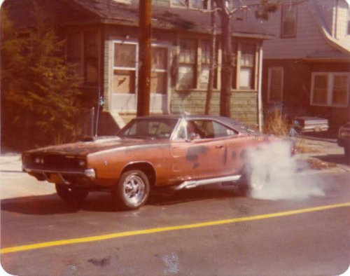 28 pics that put the muscle in classic muscle cars