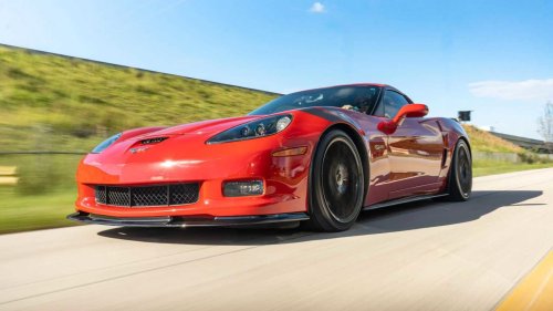 Porsche, Porsche 911, This cheap sports car eats a Porsche 911 for breakfast