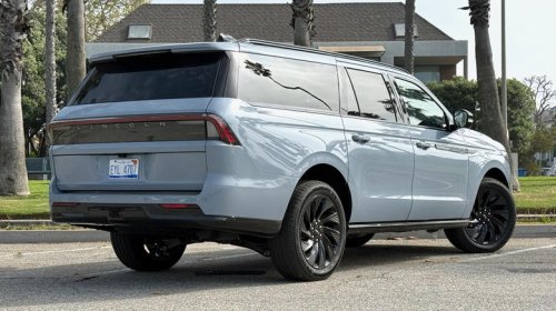 Lincoln's Navigator L may not have a V8, but don't doubt its commitment to excess