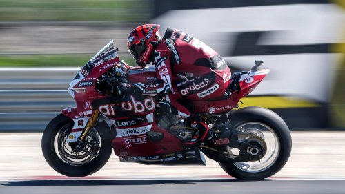 Lecuona cambia la tendencia en Ducati