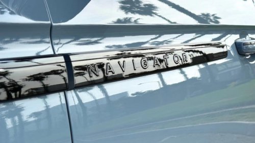 Lincoln, Lincoln's Navigator L may not have a V8, but don't doubt its commitment to excess