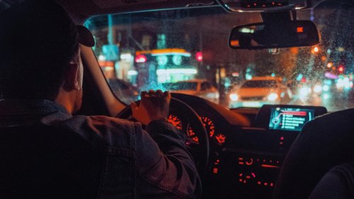 20 experiences that instantly make you a safer driver