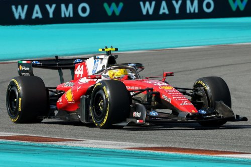 Ferrari, Lewis Hamilton baja de la nube a Ferrari tras el salto de Charles Leclerc en Miami: 