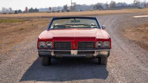 This 1970 family sedan had 390 HP and nobody knew it