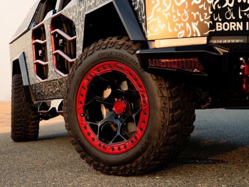 Tesla, El Tesla Cybertruck que hubiera elegido Mad Max de haberse pasado a la movilidad eléctrica