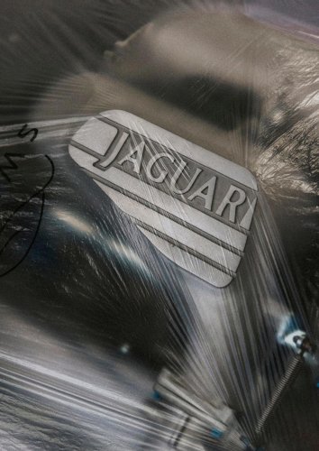 Jaguar, De padre a hijo: Las dos generaciones de mecánicos que cuidan de todos los Jaguar XJ220