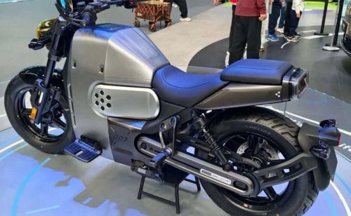 Chery sorprende con una moto eléctrica que no necesita enchufe para seguir rodando