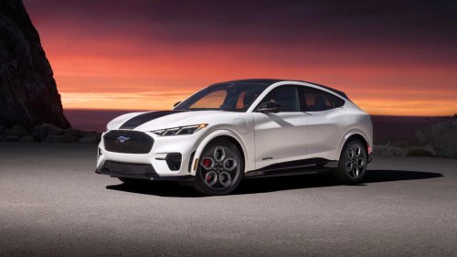 Tesla, SUV, Tesla's dead SUV is now the fastest-selling used car in America