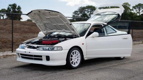 Acura Integra Type R: Front-wheel drive performance pioneer