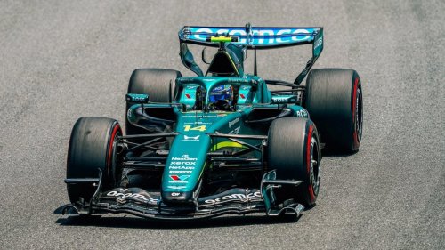 Alonso ya pelea con el Cadillac de Pérez: 
