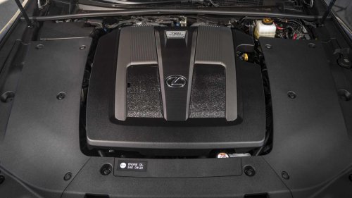 The $100,000 Japanese flagship sedan that now costs less than a new Toyota Crown