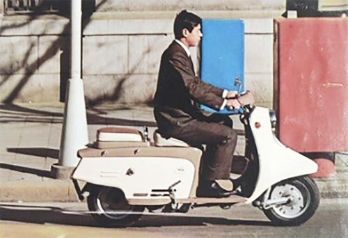 日本製・鉄スクーター（鉄スク）の黄金期を飾った2大モデル、ラビットとシルバーピジョンが活躍した時代