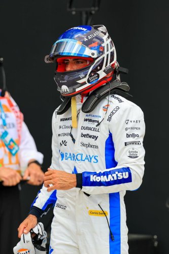 Audi, Carlos Sainz da licencia para soñar a Williams tras el salto en el GP de Miami: 