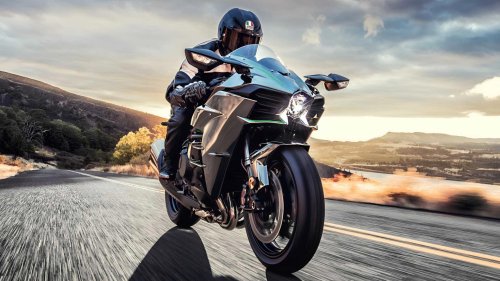 10 motorcycles that redefine what performance means