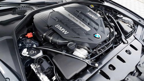 This old-school engine is still beating modern motors