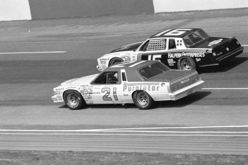 8 automakers that once dominated in NASCAR but no longer compete today