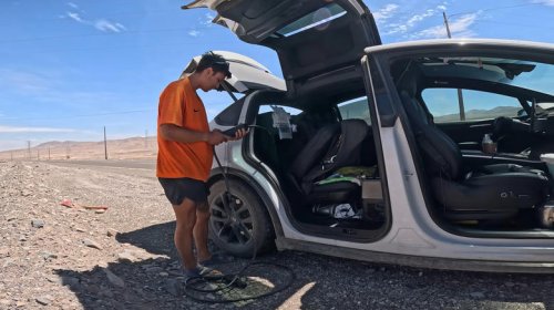 Tesla, YouTuber's Tesla hit 0% charge and not even his mounted solar panel could save him