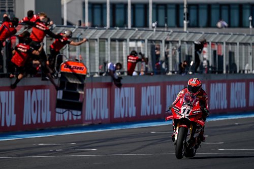 Bulega alimenta el infierno