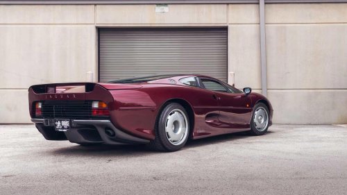 10 analog supercars that keep climbing in value