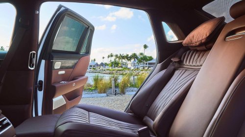 The Genesis G90’s interior is so quiet, it’s eerie. Here’s how