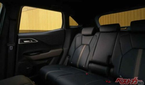 三菱の小型SUVが海外で爆売れモード! 新型エクスフォースは日本に来たら“ちょうどいいSUV”では?