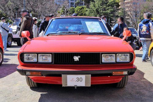 最後は憧れのクルマに乗りたい! いすゞ「117クーペ」オーナーに聞く