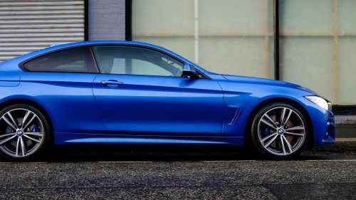 20 signs your driving habits are costing you $2,000 a year