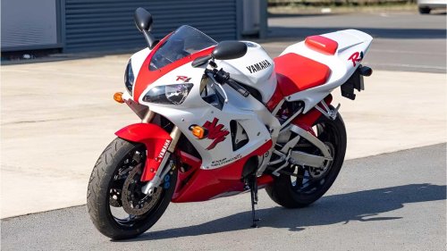 1998 Yamaha YZF-R1: First superbike to break 150 horsepower