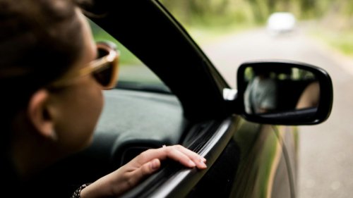 20 signs your driving habits are costing you $2,000 a year