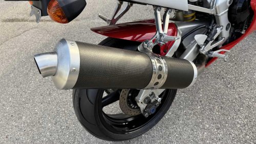 1998 Yamaha YZF-R1: First superbike to break 150 horsepower